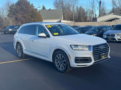 Used 2018 Audi Q7 3.0T Prestige w/ Prestige Package image 3