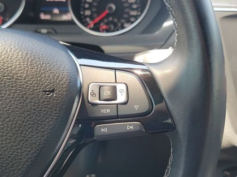 Used 2021 Volkswagen Tiguan SE R-Line FWD image 25