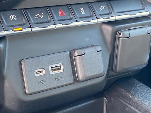 Used 2020 Chevrolet Silverado 1500 RST w/ All-Star Edition image 18