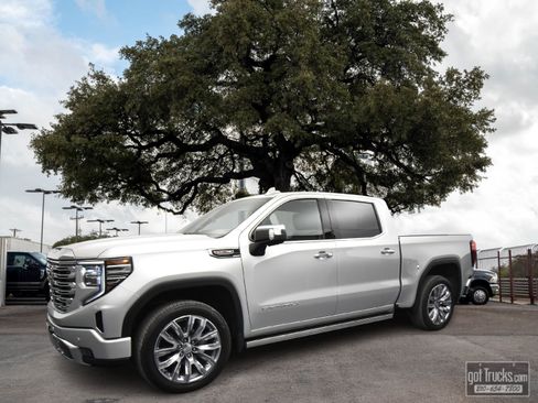 Used 2022 GMC Sierra 1500 Denali w/ Denali Reserve Package image 1