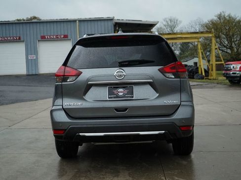Used 2019 Nissan Rogue SV w/ Sun & Sound Touring Package image 13