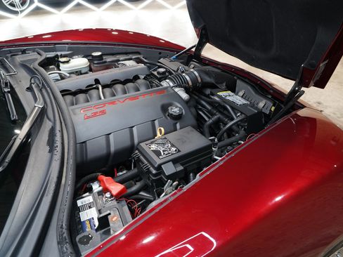 Used 2007 Chevrolet Corvette Coupe w/ Preferred Equipment Group image 31