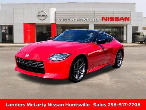 Certified 2025 Nissan Z Sport w/ Floor Mat Package RWD image 8