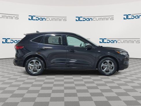 Used 2024 Ford Escape ST-Line FWD image 9