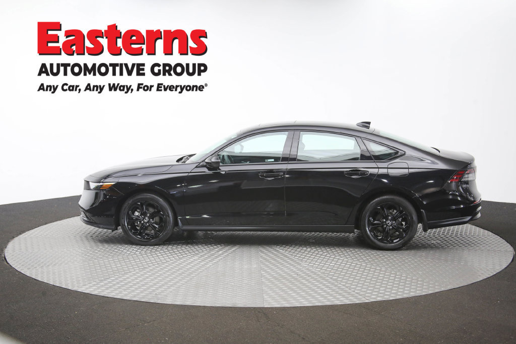 Used 2025 Honda Accord SE image 61