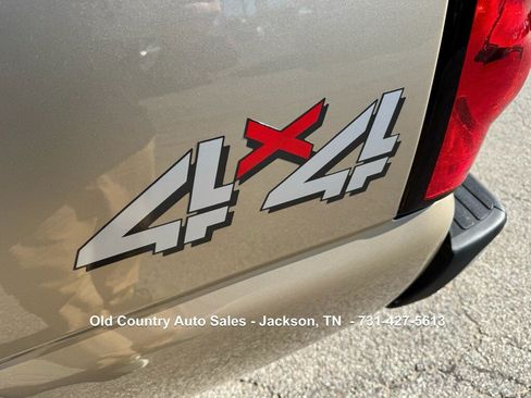 Used 2005 Chevrolet Silverado 1500 LS w/ Light Duty Power Package image 10