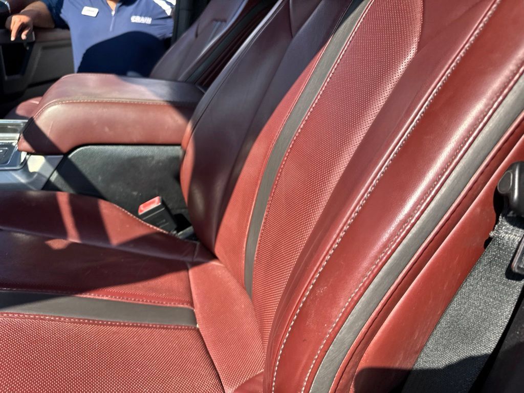 Used 2019 Ford F150 Platinum w/ Equipment Group 701A Luxury AWD/4WD image 24