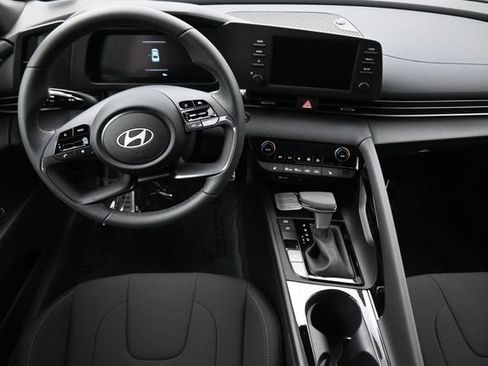 New 2026 Hyundai Elantra SEL Sport Premium FWD image 12