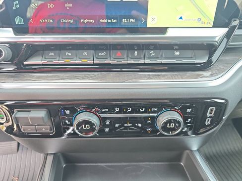 New 2026 Chevrolet Silverado 1500 LTZ w/ LTZ Premium Package AWD/4WD image 26
