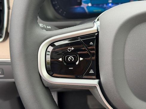 New 2026 Volvo XC90 B5 Core image 13