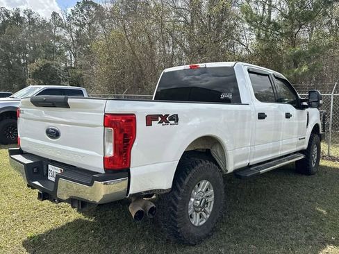 Used 2018 Ford F250 XLT AWD/4WD image 16