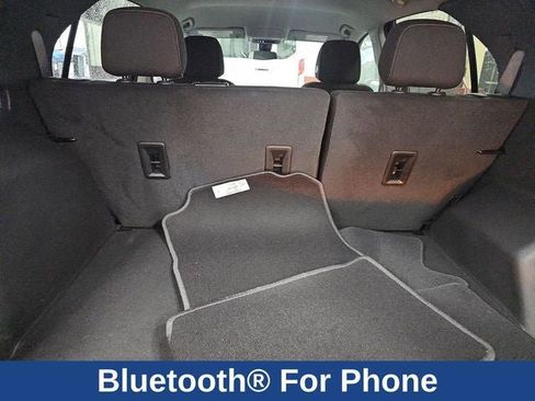 Used 2023 Chevrolet Equinox LT image 18