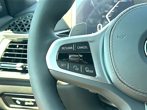 New 2027 BMW X7 xDrive40i AWD/4WD image 21
