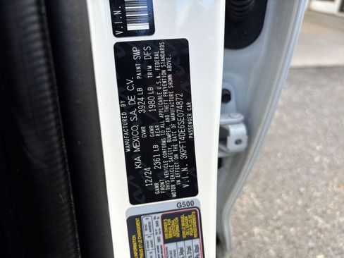 Used 2025 Kia K4 FWD image 31