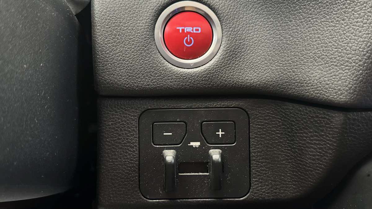 Used 2023 Toyota Sequoia TRD Pro AWD/4WD image 29