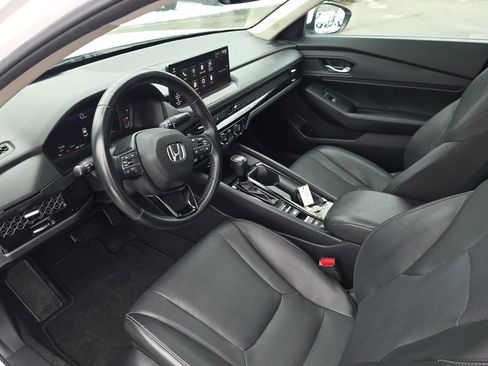 Used 2023 Honda Accord EX-L image 11