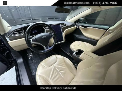 Used 2014 Tesla Model S P85 RWD image 17