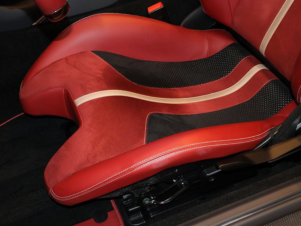 Certified 2021 Ferrari 812 GTS RWD image 75