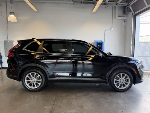 Used 2024 Honda CR-V EX-L image 2