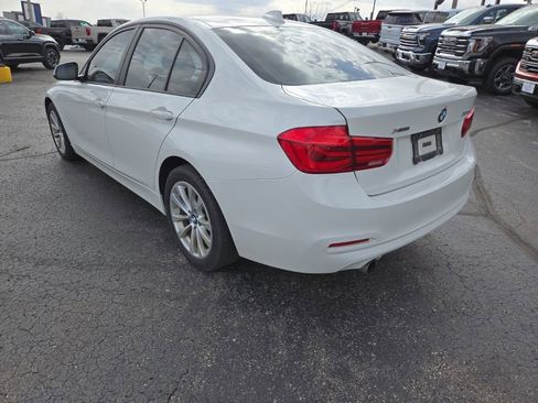 Used 2018 BMW 320i xDrive Sedan AWD/4WD image 5