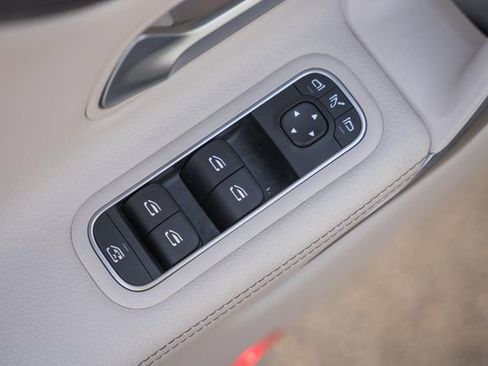Certified 2025 Mercedes-Benz CLA 250 4MATIC image 39