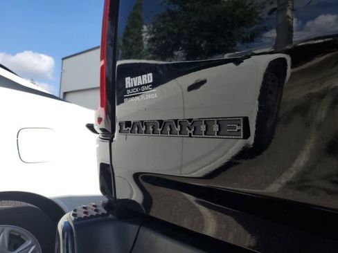 Used 2025 RAM 1500 Laramie w/ Night Edition AWD/4WD image 7