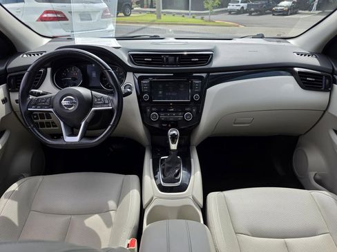 Used 2021 Nissan Rogue Sport SL w/ Premium Package FWD image 26
