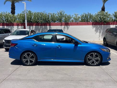 Used 2020 Nissan Sentra SR FWD image 3