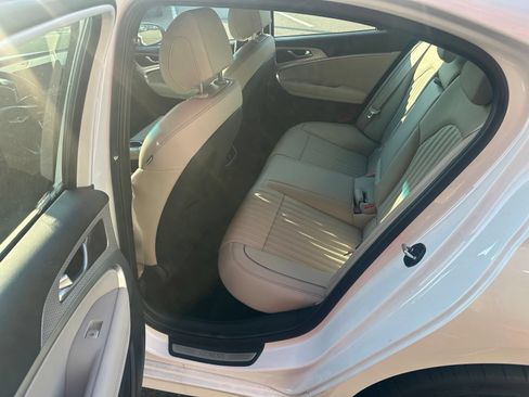 Used 2023 Genesis G70 2.0T w/ Sport Prestige Package RWD image 23