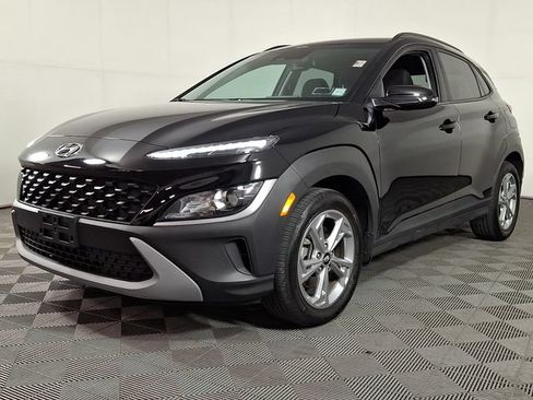 Used 2023 Hyundai Kona SEL AWD/4WD image 6