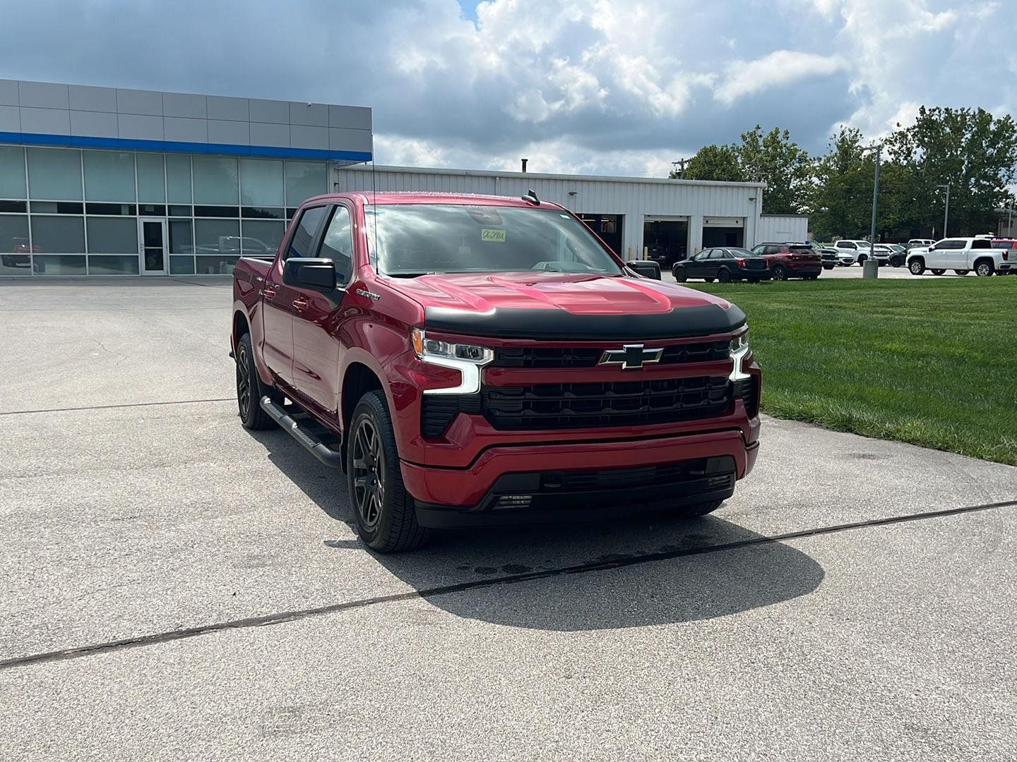 Used 2024 Chevrolet Silverado 1500 RST w/ Protection Package AWD/4WD image 7