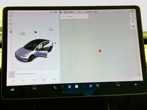 Used 2019 Tesla Model 3 Standard Range Plus image 9