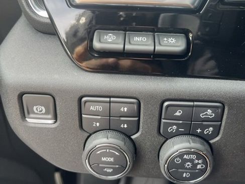 New 2025 Chevrolet Silverado 1500 High Country w/ High Country Premium Package image 34