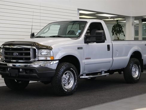 Used 2003 Ford F250 XLT AWD/4WD image 3