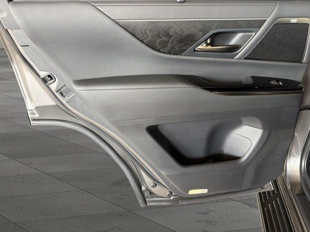 Certified 2025 Lexus LX 700h Luxury AWD/4WD image 12