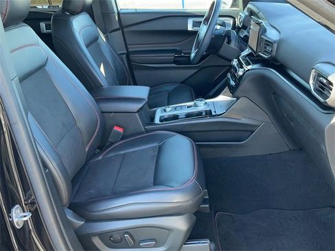 Used 2023 Ford Explorer ST-Line w/ Class IV Trailer Tow Package image 21