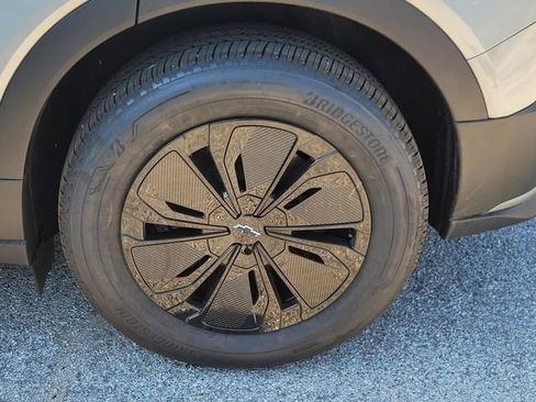 New 2026 Chevrolet Blazer EV LT image 4