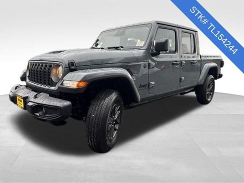 New 2026 Jeep Gladiator Sport image 3