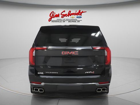 Used 2025 GMC Yukon AT4 AWD/4WD image 5