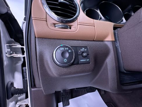 Used 2015 Buick Enclave Premium FWD image 16