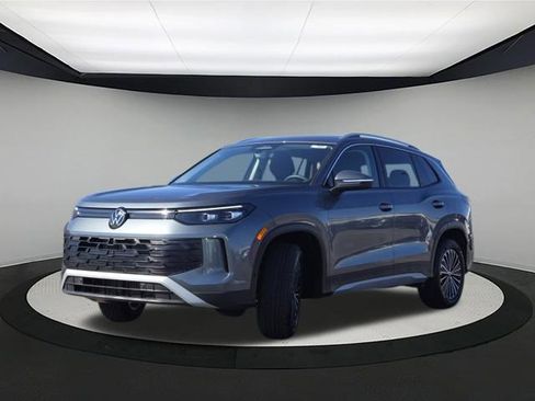 New 2026 Volkswagen Tiguan S image 3