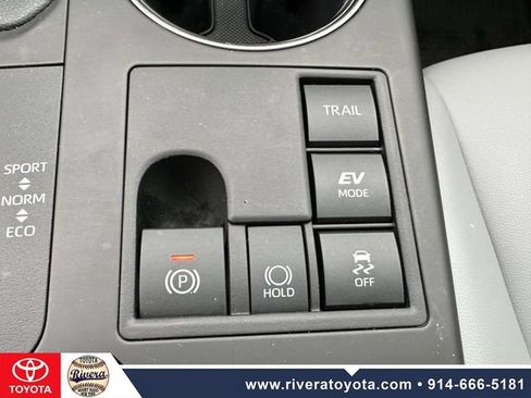 Used 2023 Toyota Highlander Bronze Edition AWD/4WD image 34