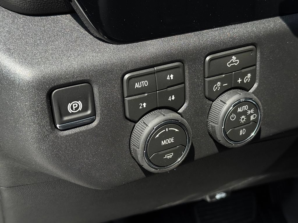 New 2026 Chevrolet Silverado 1500 RST w/ Convenience Package II AWD/4WD image 27