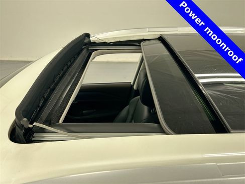 Used 2021 Nissan Rogue SL image 7