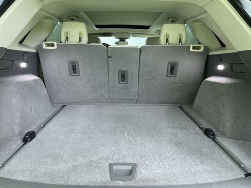 Used 2017 Cadillac XT5 Luxury w/ Driver Awareness Package image 30