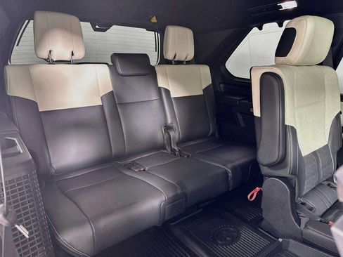 Used 2024 Toyota Sequoia Capstone AWD/4WD image 27