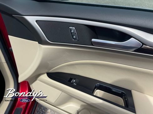 Used 2016 Ford Fusion SE w/ Equipment Group 202A FWD image 20