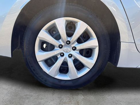 Used 2026 Toyota Corolla LE FWD image 23