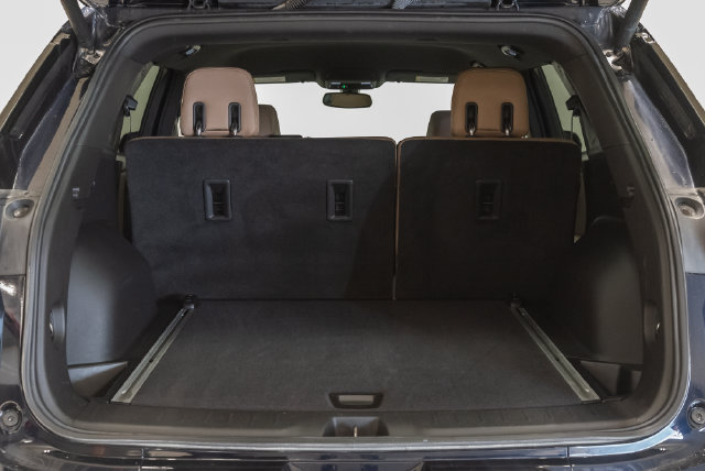 Used 2020 Chevrolet Blazer Premier w/ LPO, Floor Liner Package FWD image 30