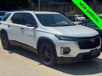 Used 2023 Chevrolet Traverse Premier w/ Redline Edition FWD video 1